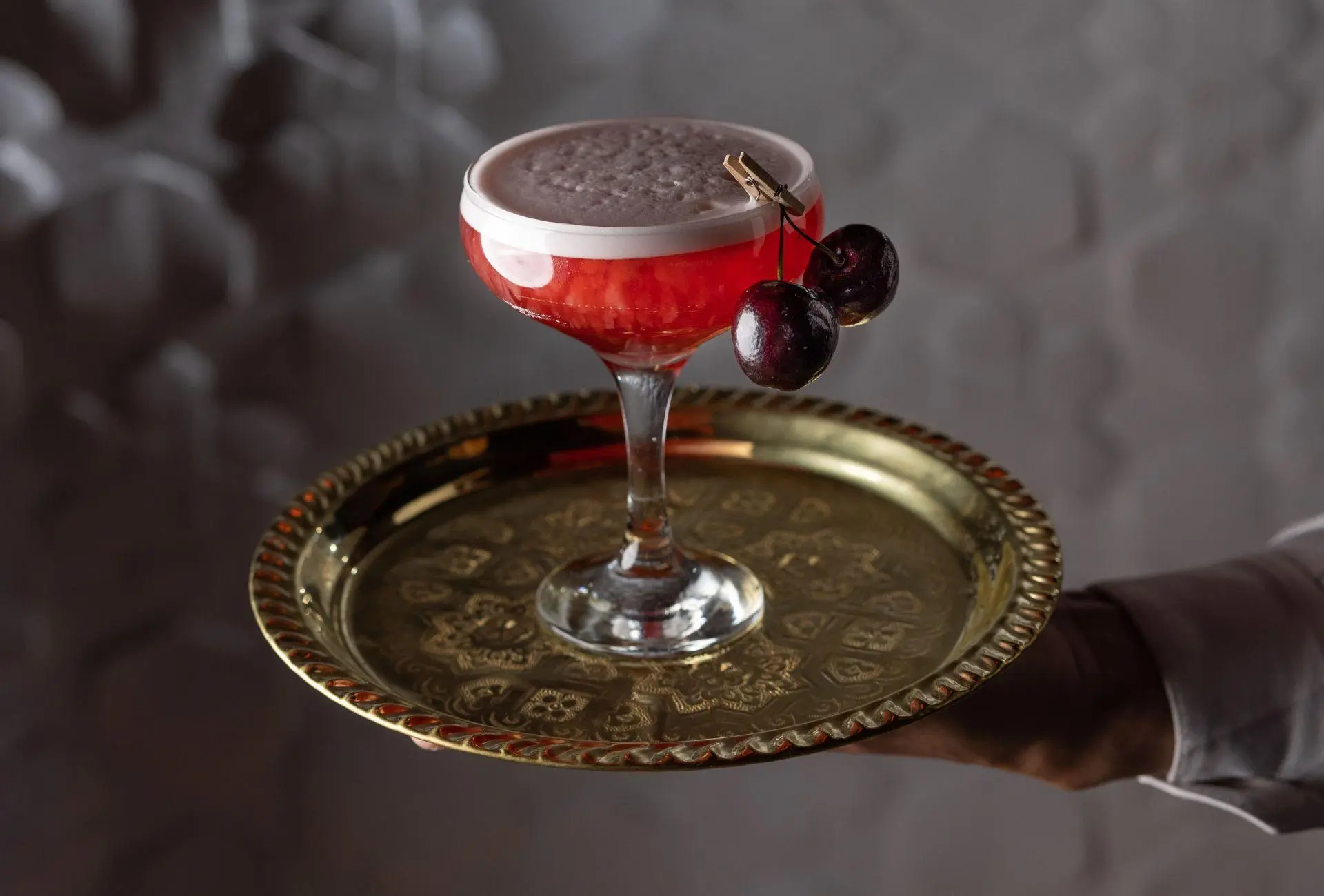Cocktail raffiné plateau doré